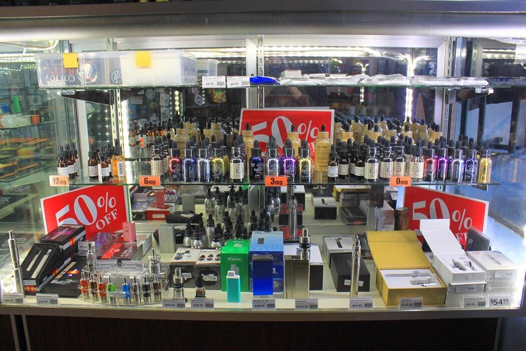 Images 710 Pipes - Smoke Shop