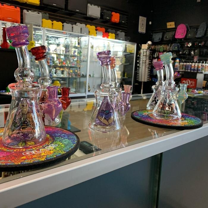 Images 710 Pipes - Smoke Shop