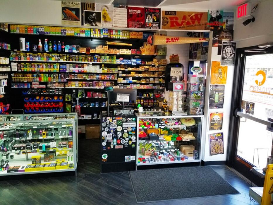 Images 710 Pipes - Smoke Shop