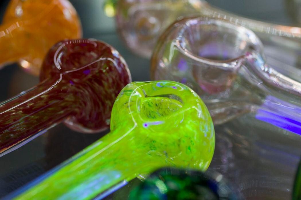 Images 710 Pipes - Smoke Shop