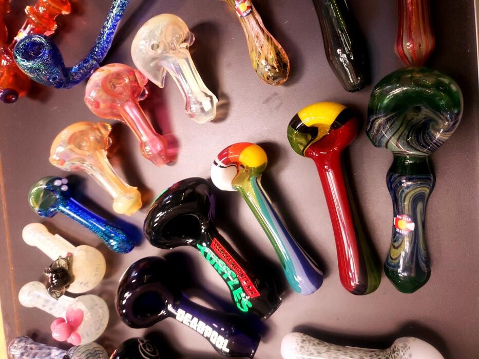 Images 710 Pipes - Smoke Shop