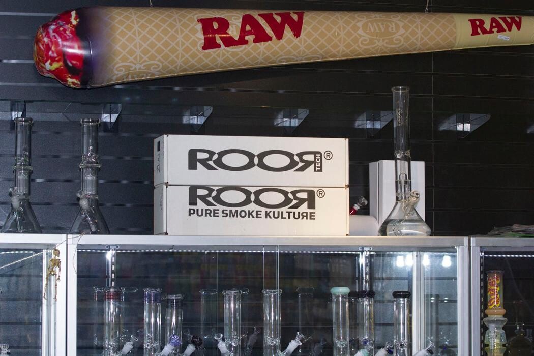 Images 710 Pipes - Smoke Shop