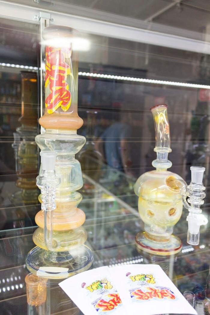 Images 710 Pipes - Smoke Shop