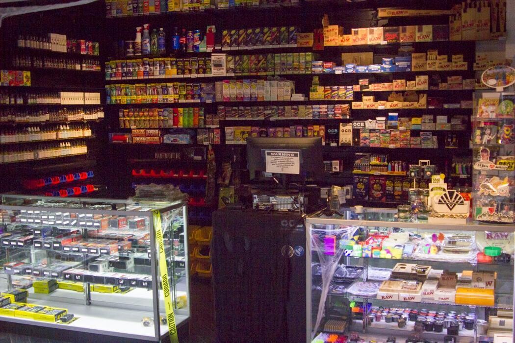 Images 710 Pipes - Smoke Shop