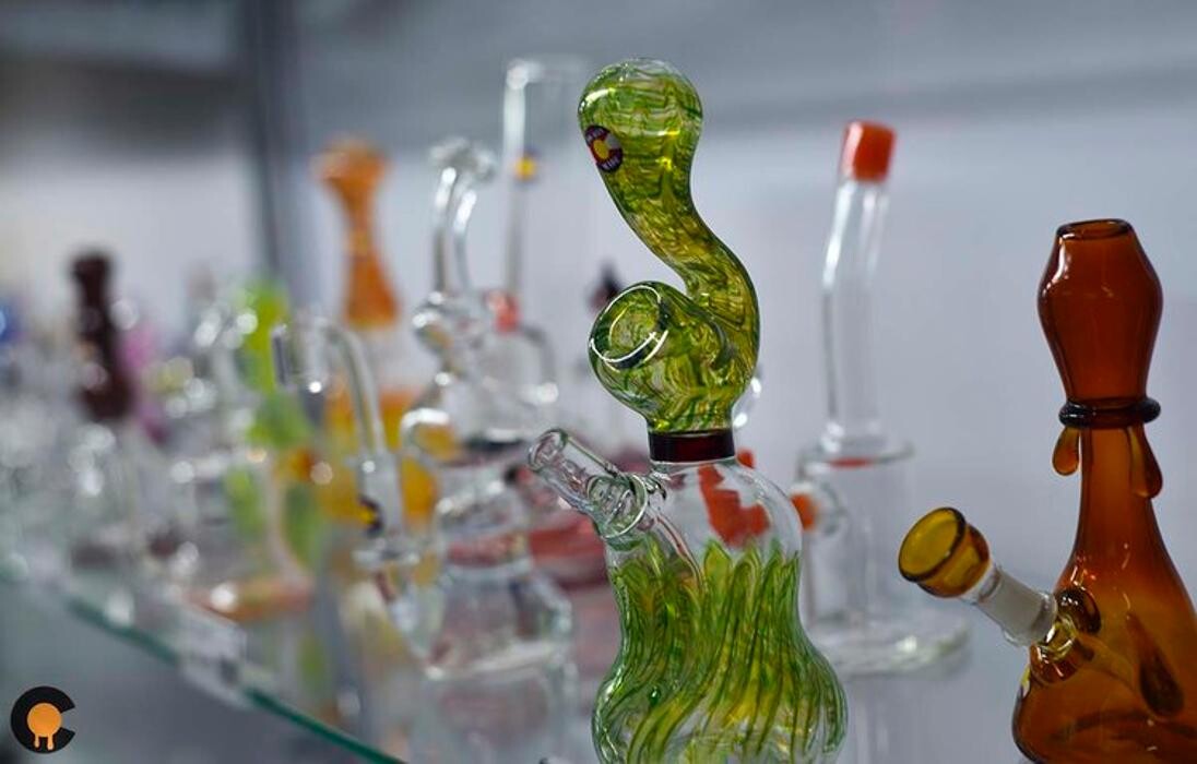 Images 710 Pipes - Smoke Shop