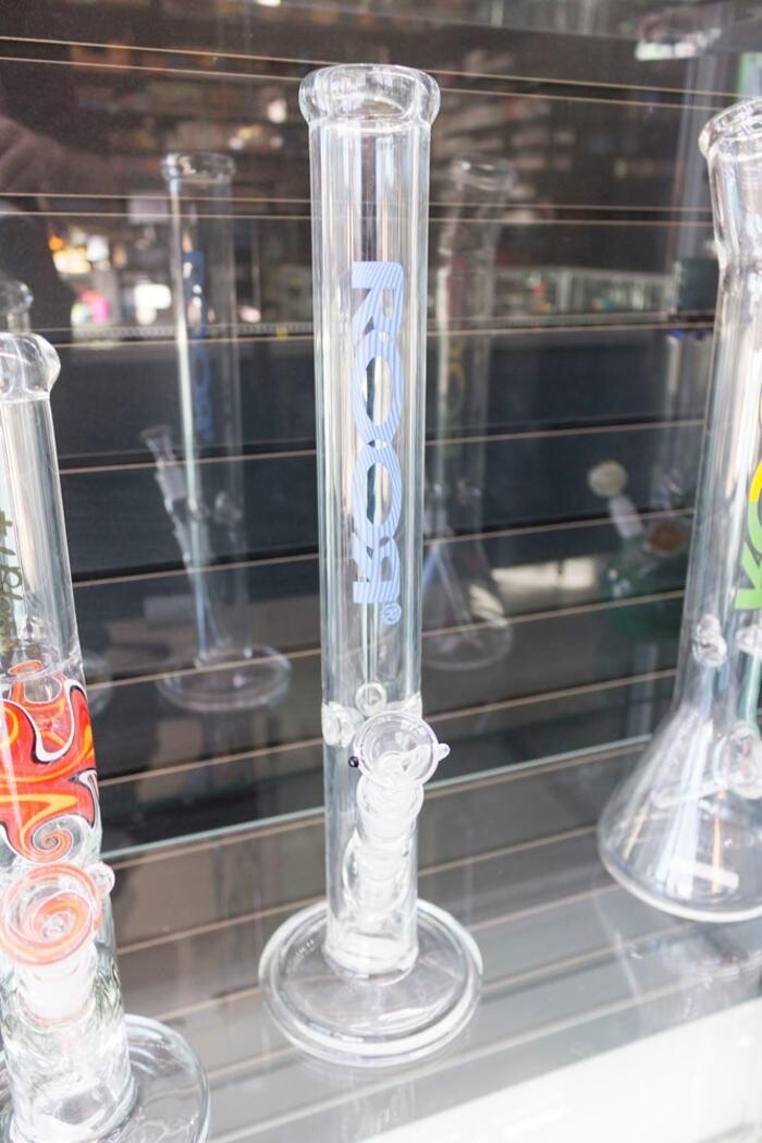 Images 710 Pipes - Smoke Shop