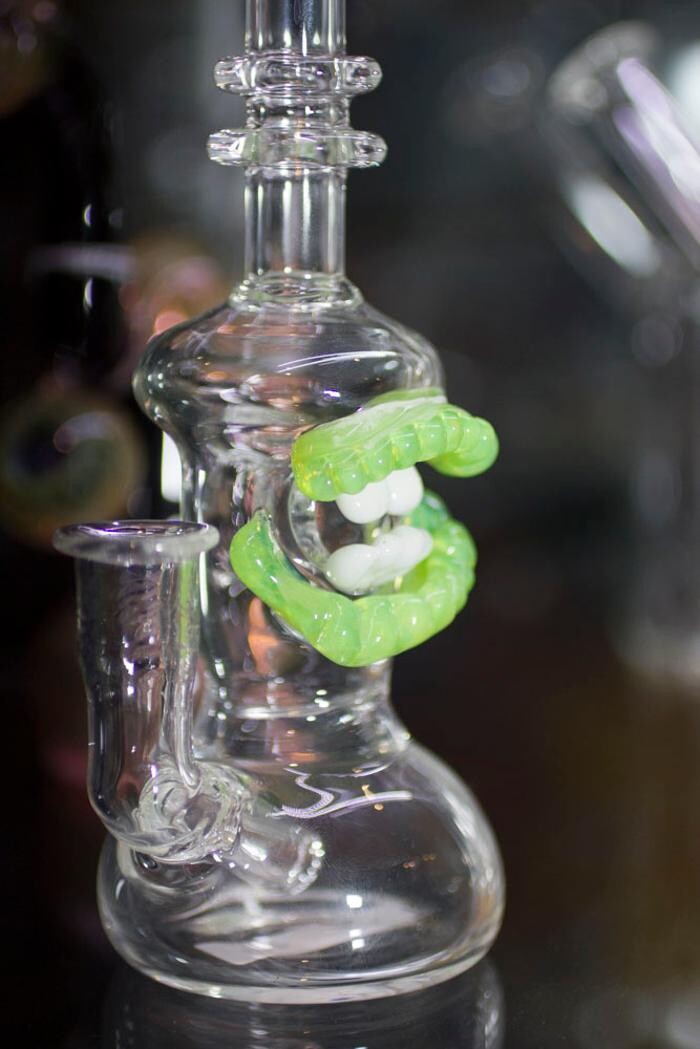 Images 710 Pipes - Smoke Shop