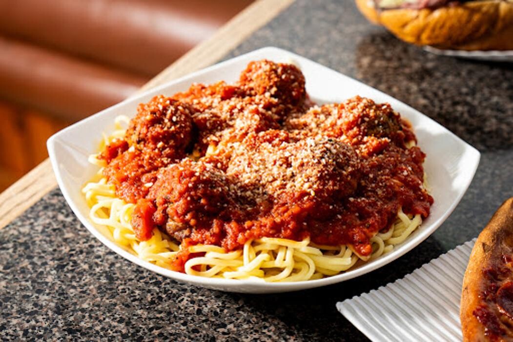 Images Best Quality Pizza & Grill