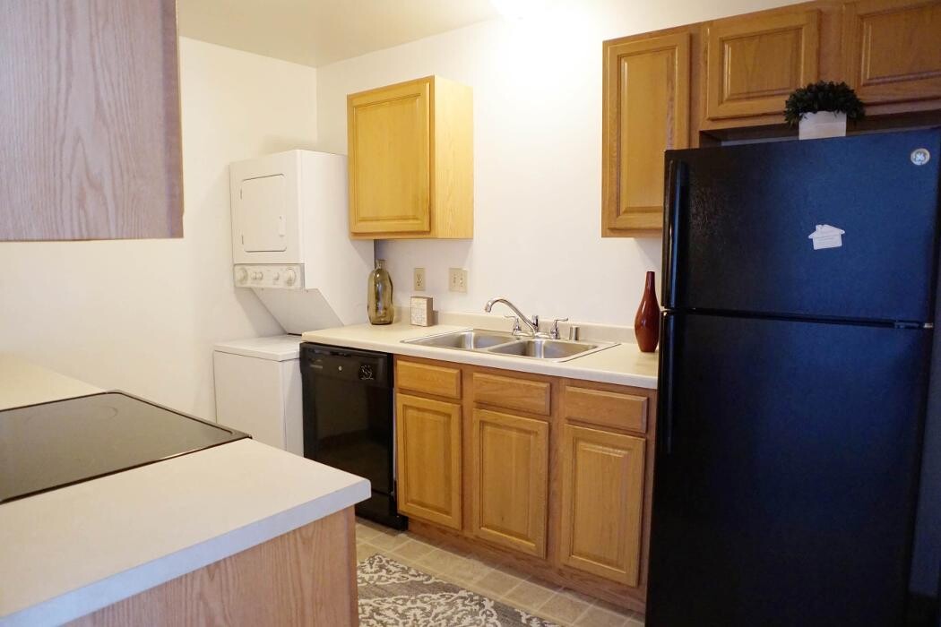 Images Lamplighter Apartments