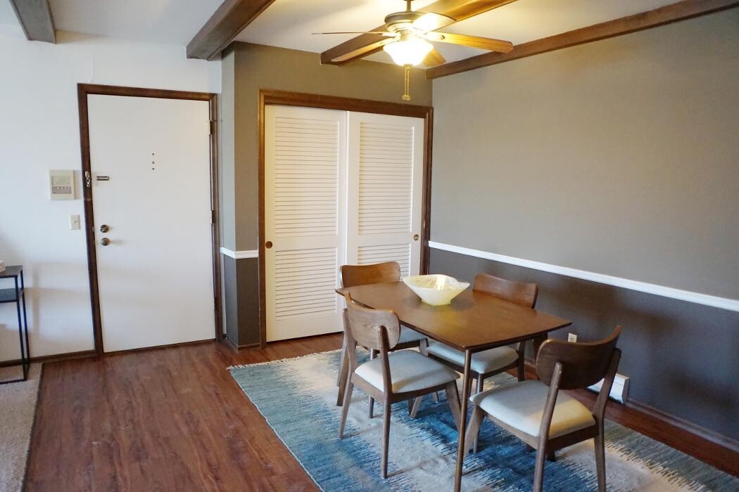 Images Lamplighter Apartments