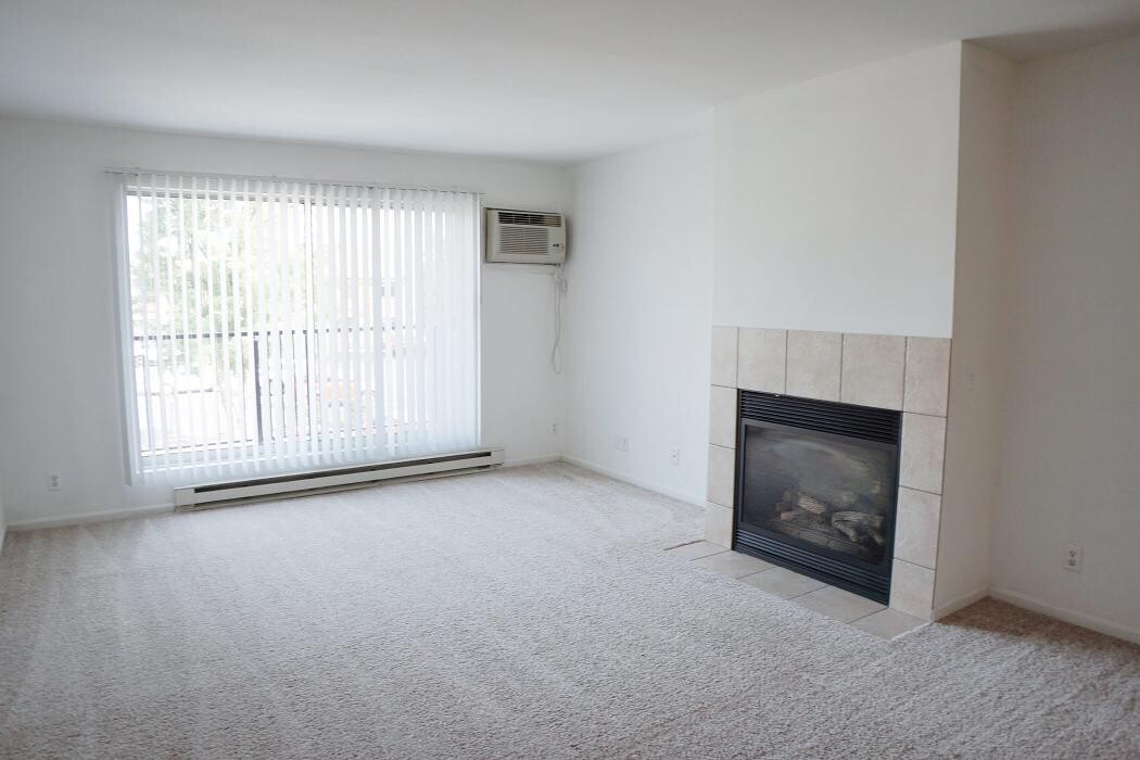 Images Lamplighter Apartments