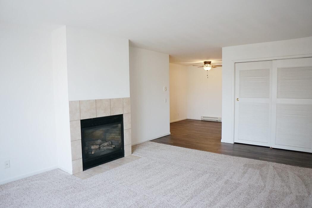 Images Lamplighter Apartments