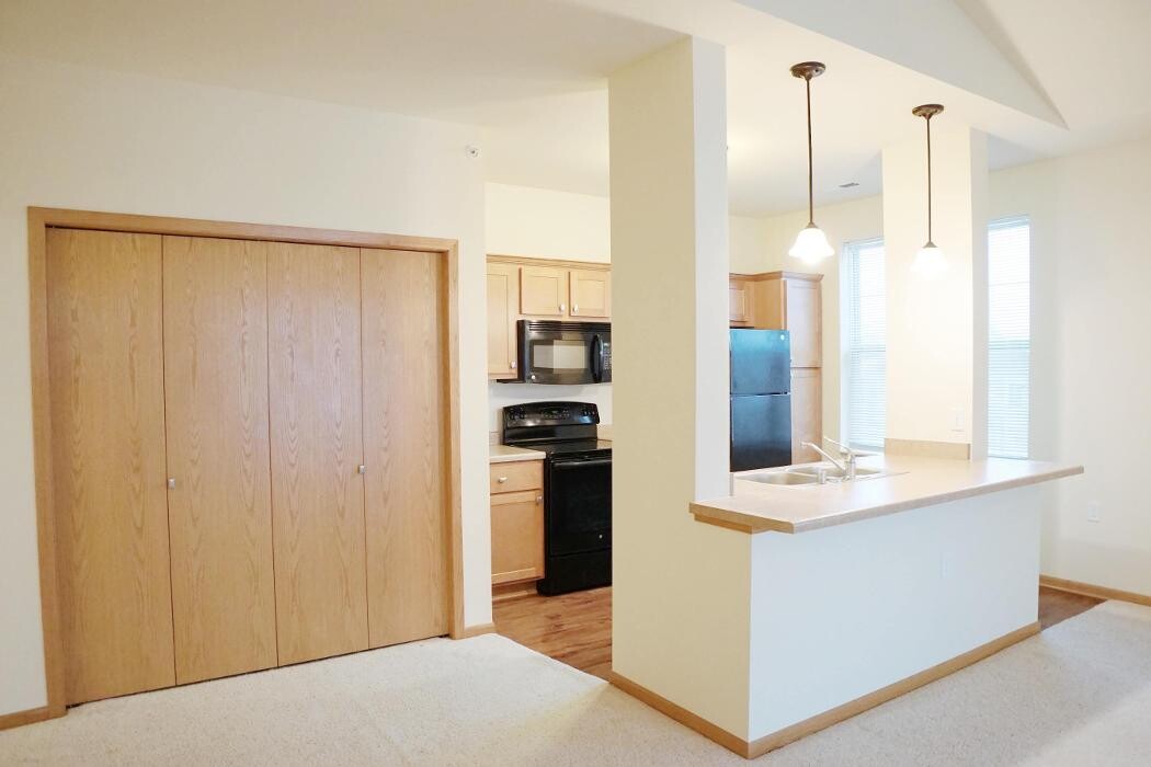 Images Stone Creek Gardens Apartments