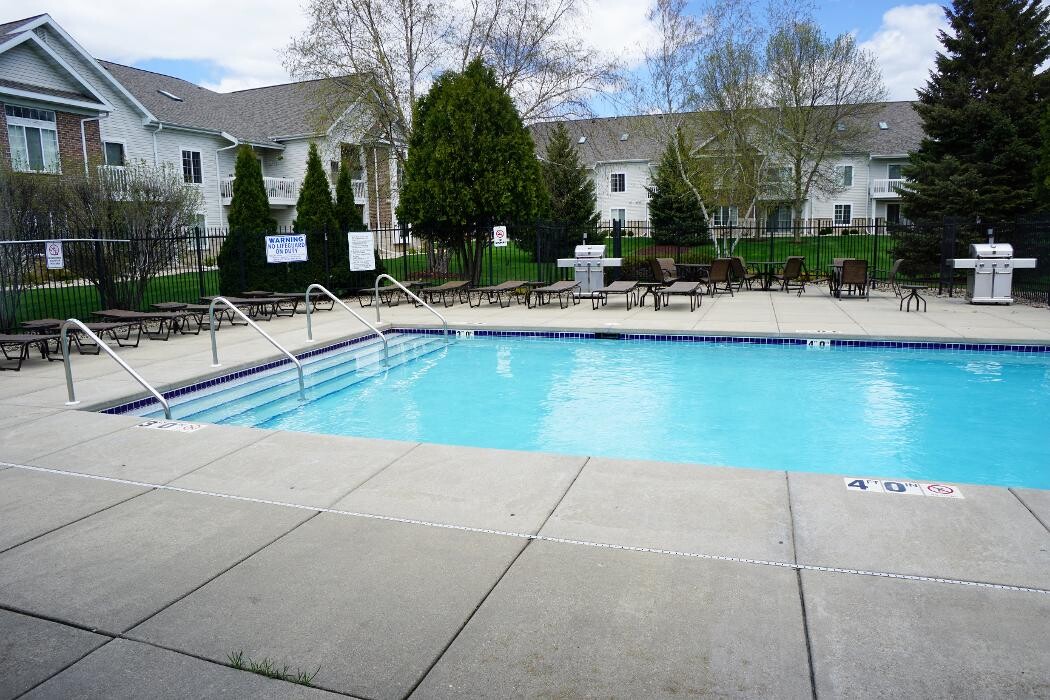 Images Stone Creek Gardens Apartments