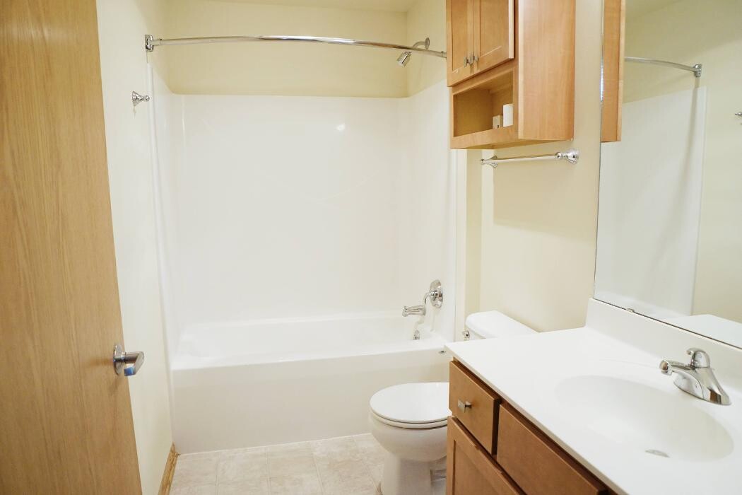 Images Stone Creek Gardens Apartments