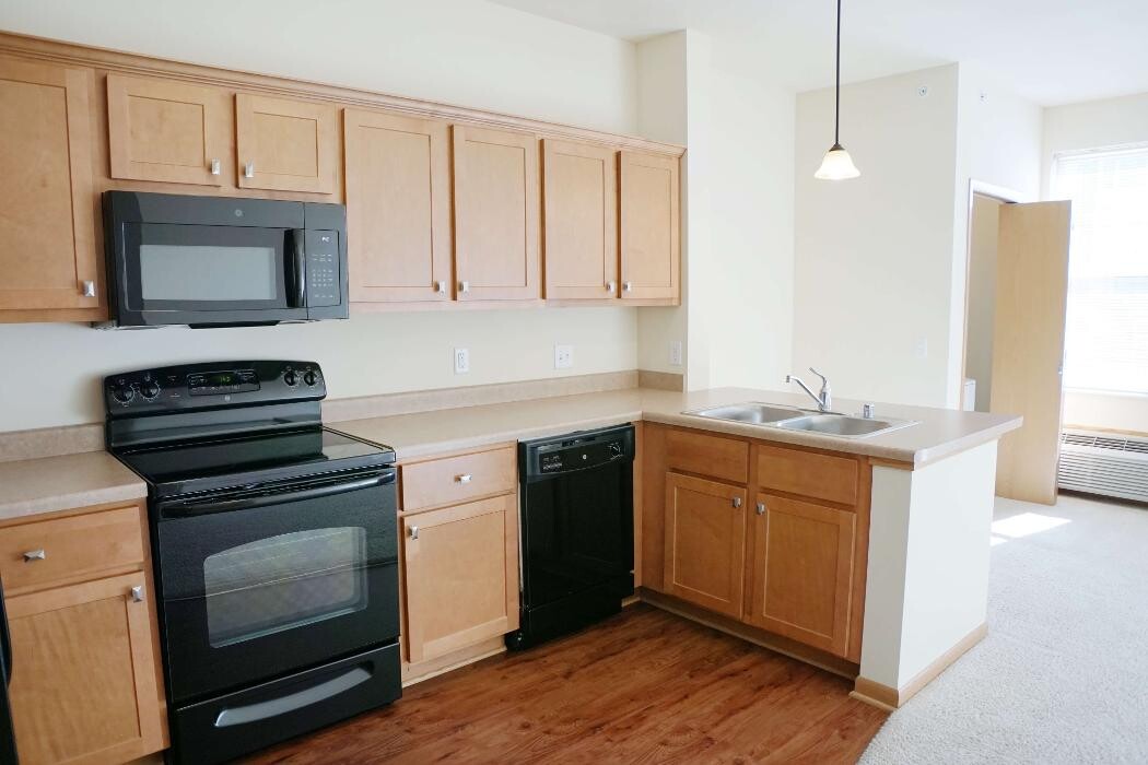 Images Stone Creek Gardens Apartments