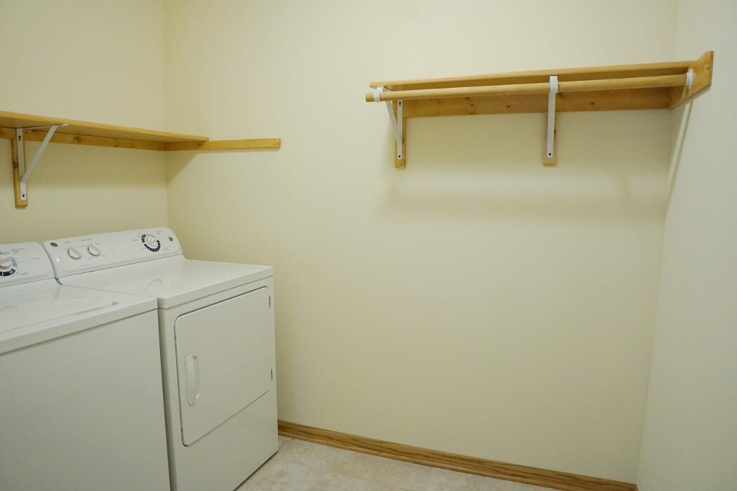 Images Stone Creek Gardens Apartments