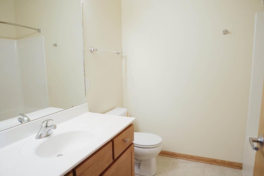 Images Stone Creek Gardens Apartments