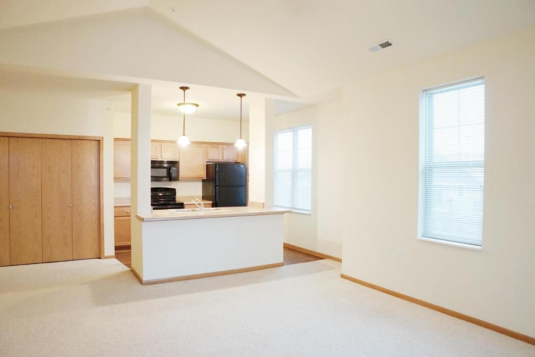 Images Stone Creek Gardens Apartments