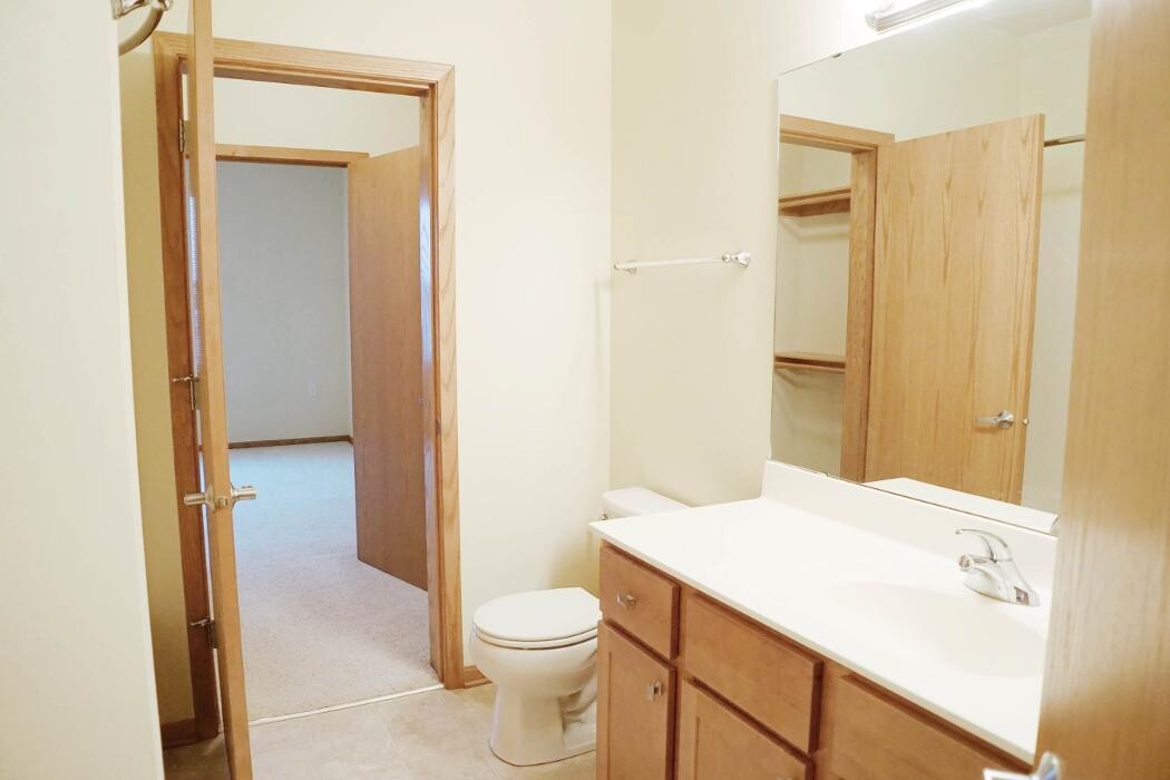 Images Stone Creek Gardens Apartments