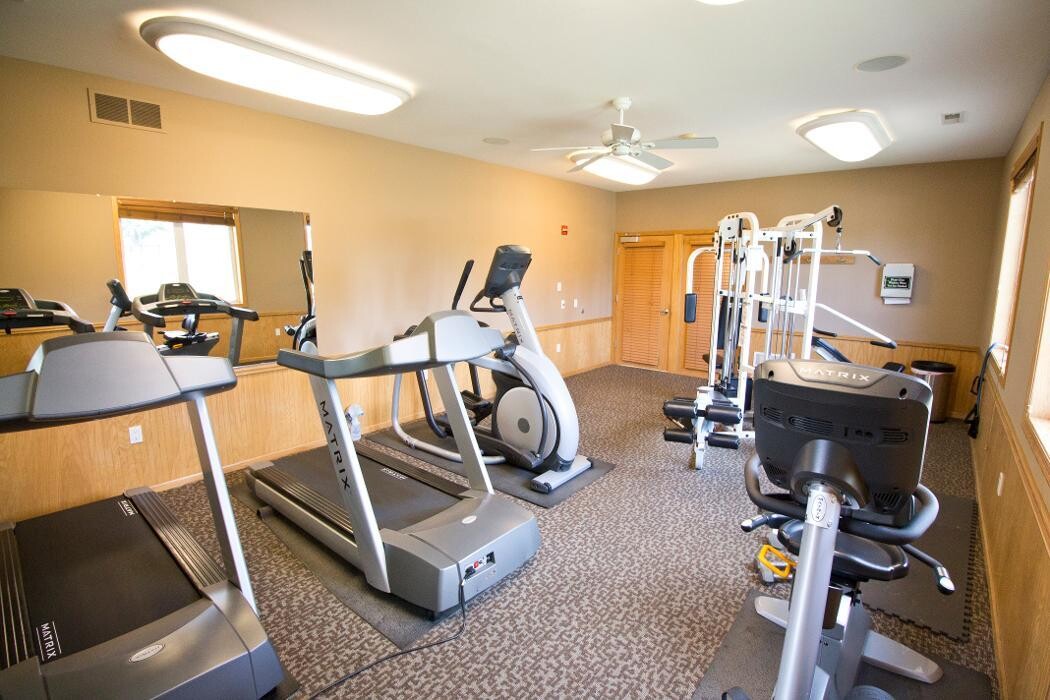 Images Silverstone Apartments