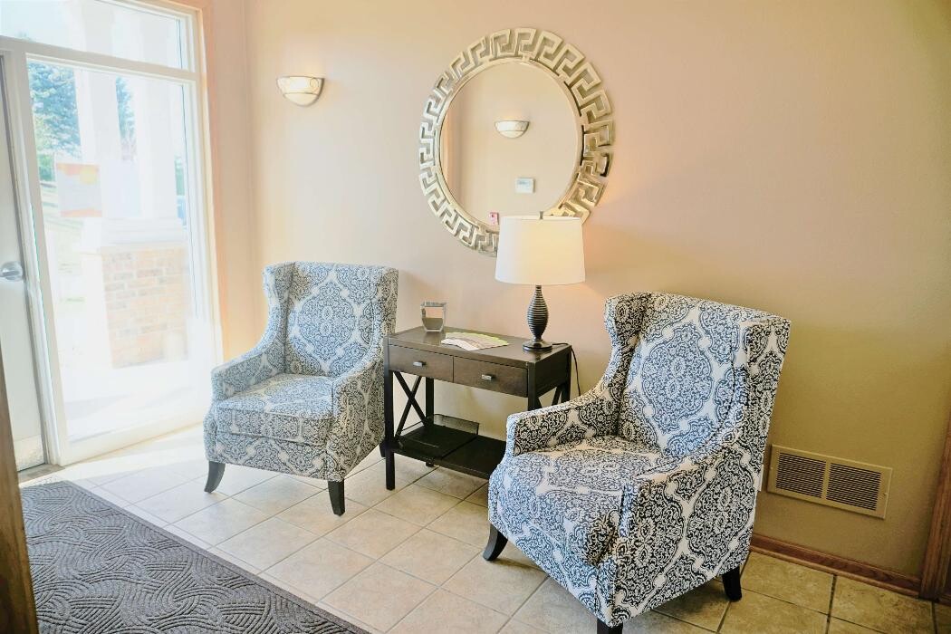 Images Silverstone Apartments