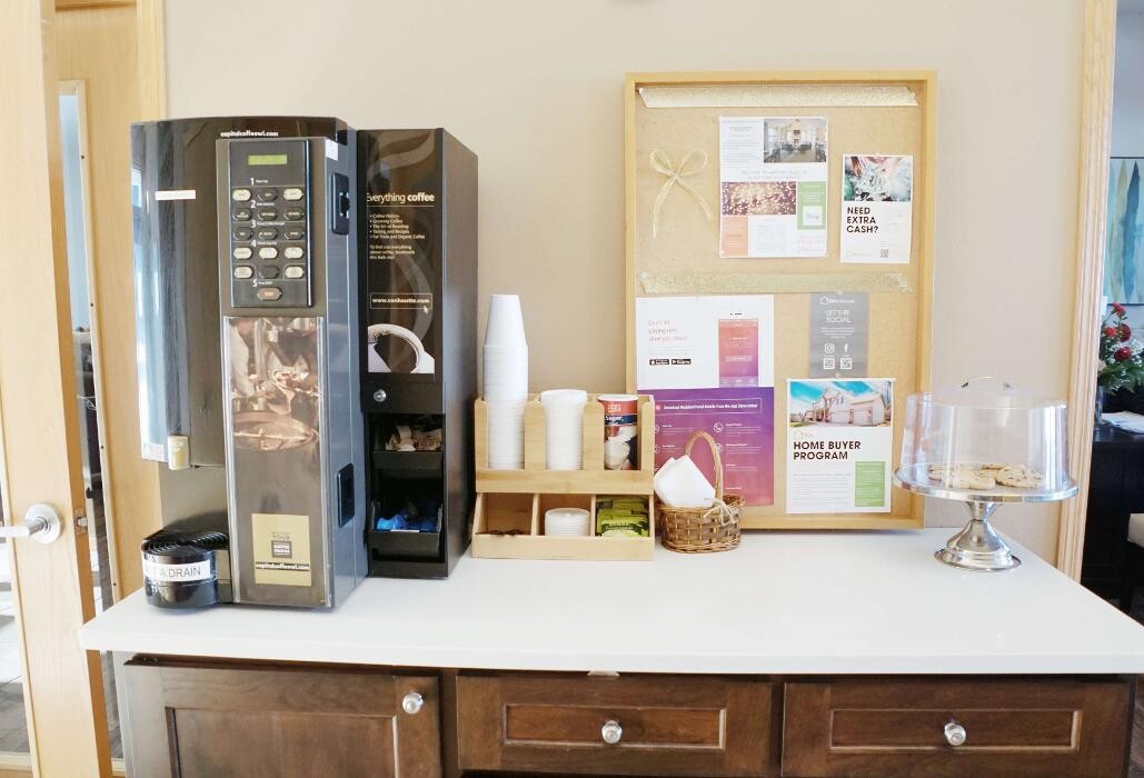 Images Silverstone Apartments