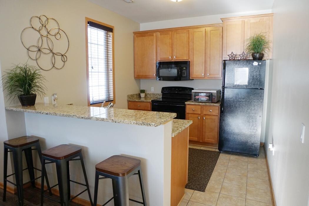 Images Silverstone Apartments