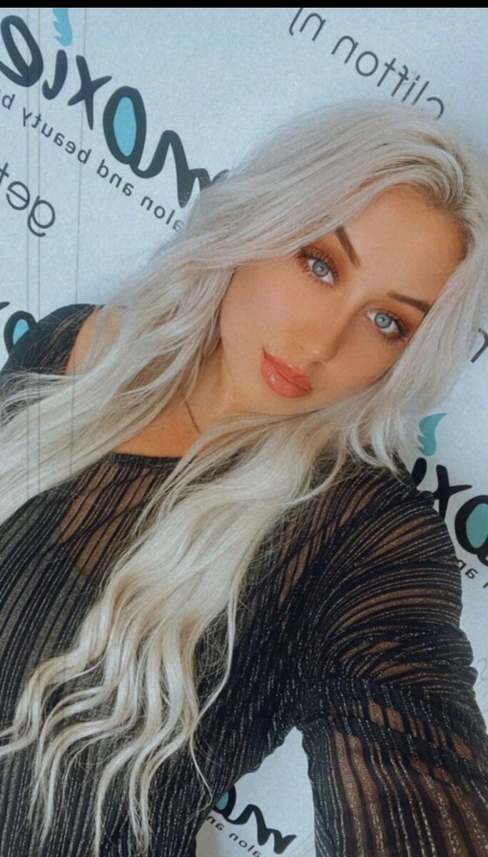 Images Moxie Salon and Beauty Bar - Clifton