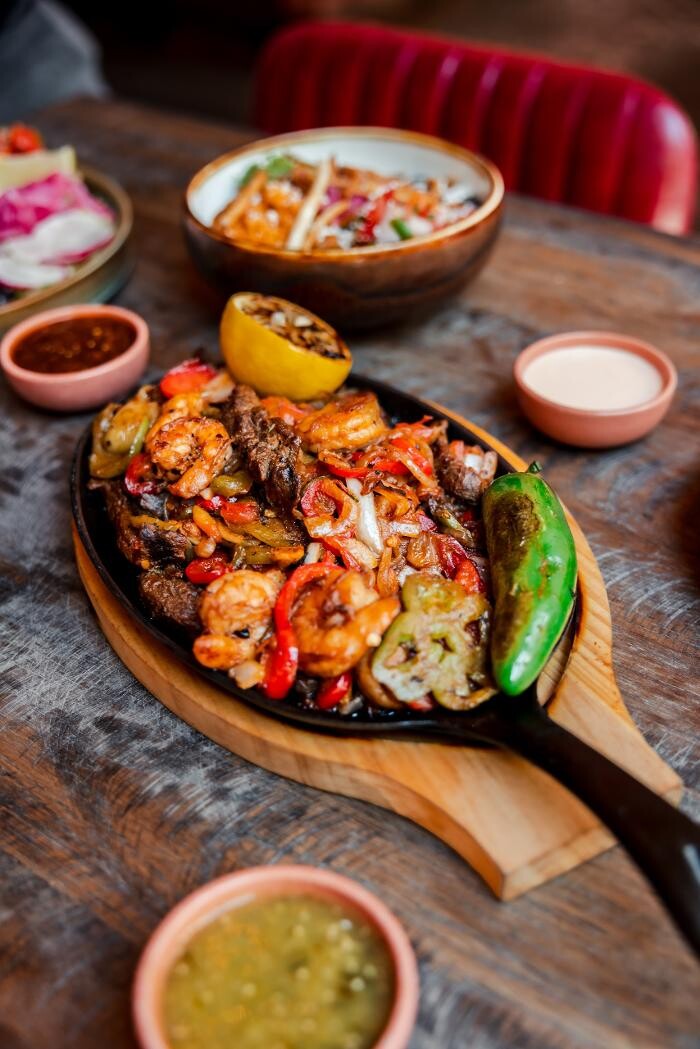 Images Muertos Cantina