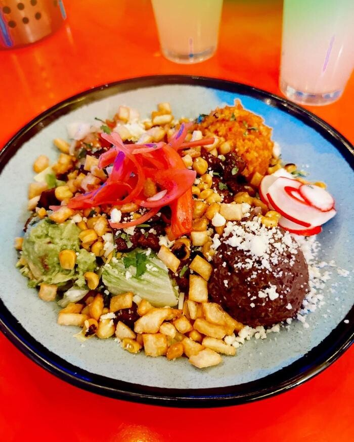 Images Muertos Cantina