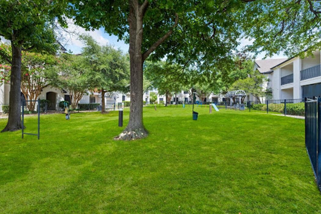 Images Ladera Apartments