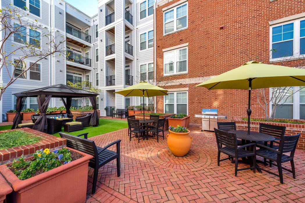 Images The Tuscany Apartments