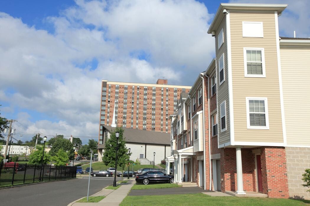 Images Hope Manor Apartments