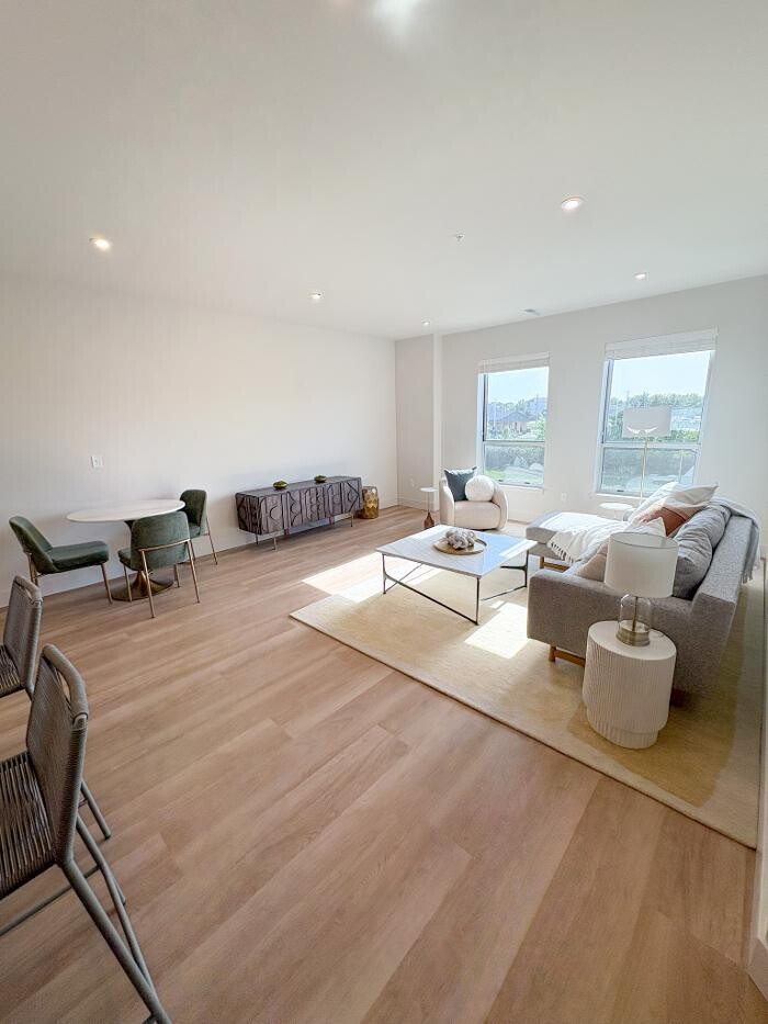 Images The Vibe on Paramount