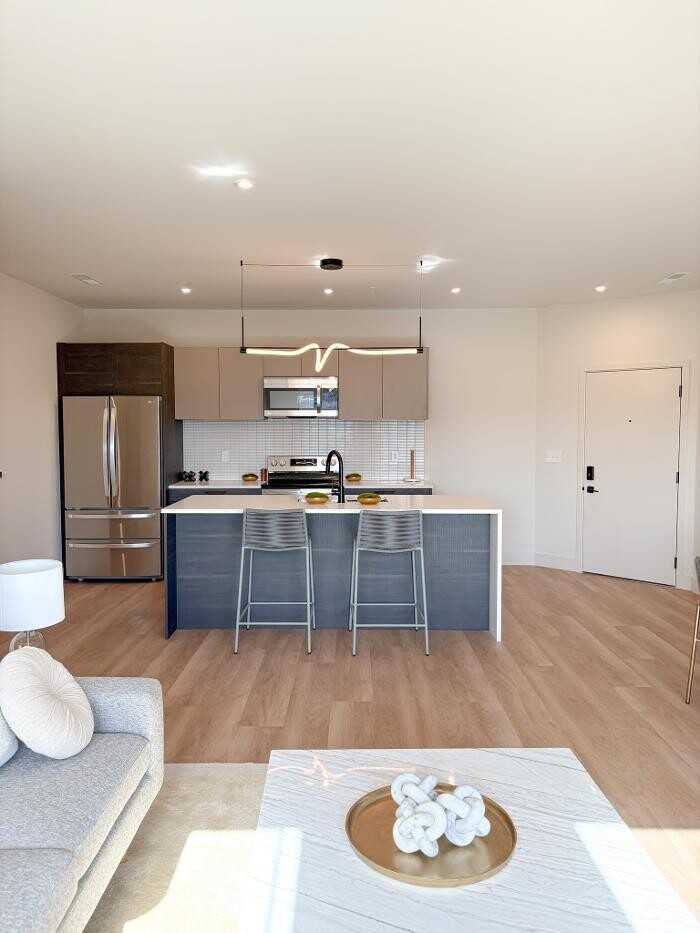 Images The Vibe on Paramount