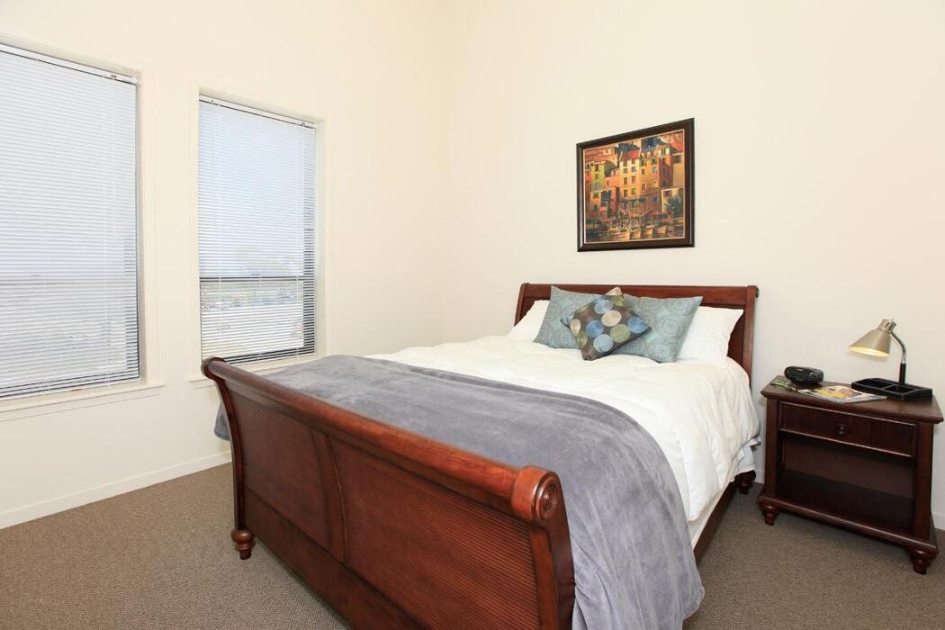 Images Oakwood Shores Apt Phase 2C