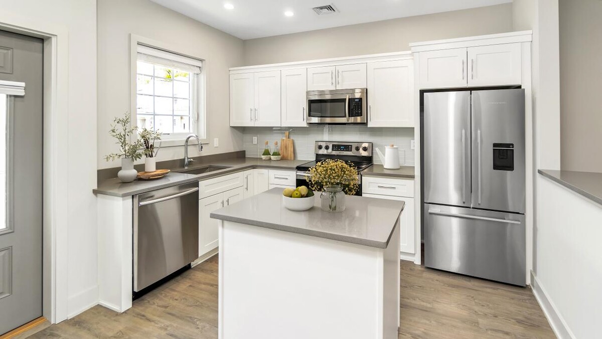 Images Hudson Place, An Eagle Rock Community