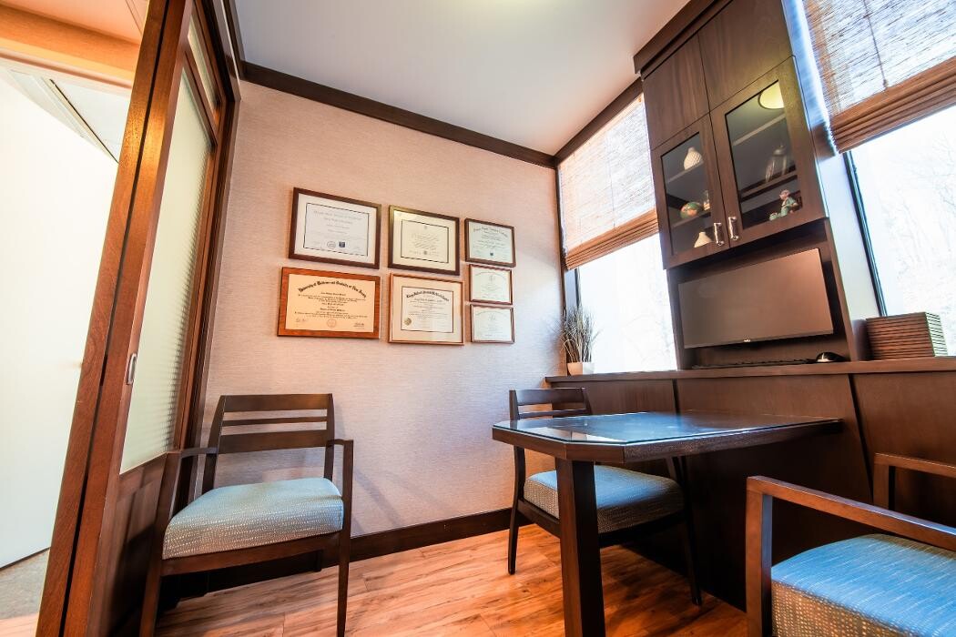 Images NYOMIS Oral Surgery - Scarsdale