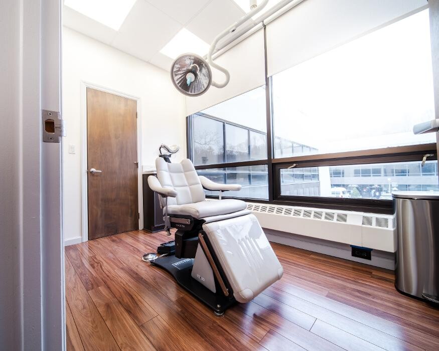 Images NYOMIS Oral Surgery - Mt. Kisco