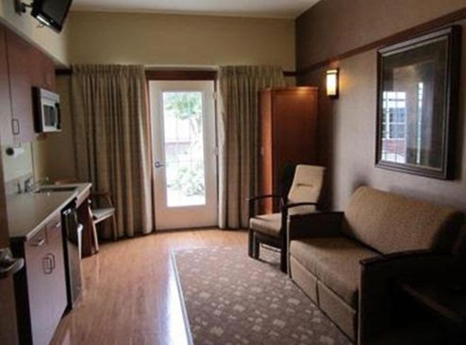 Images Benedictine Living Community-Shakopee St. Getrude's and the Gardens