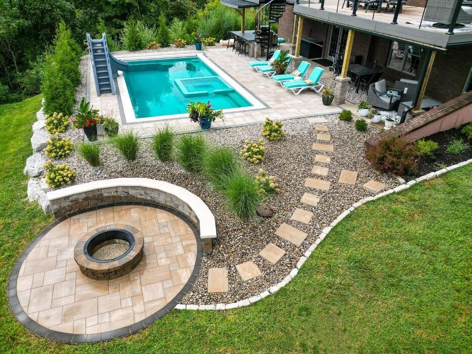 Images Lamb's Lawn Service & Landscaping LLC