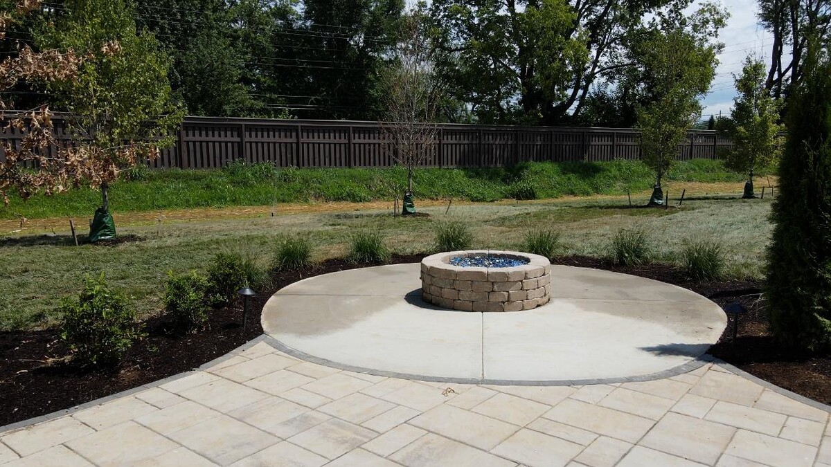 Images Lamb's Lawn Service & Landscaping LLC