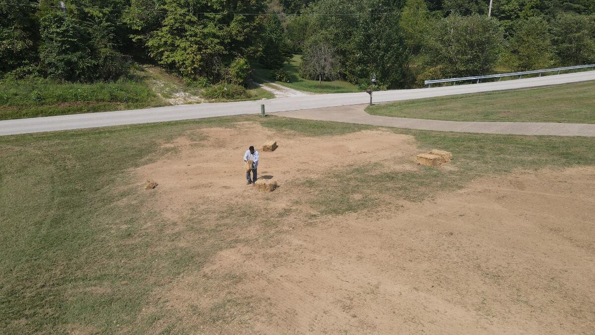 Images Lamb's Lawn Service & Landscaping LLC