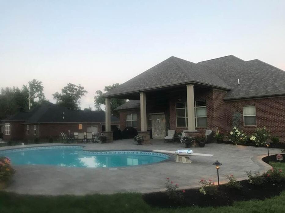 Images Lamb's Lawn Service & Landscaping LLC