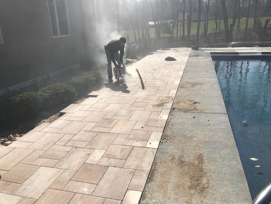 Images Lamb's Lawn Service & Landscaping LLC