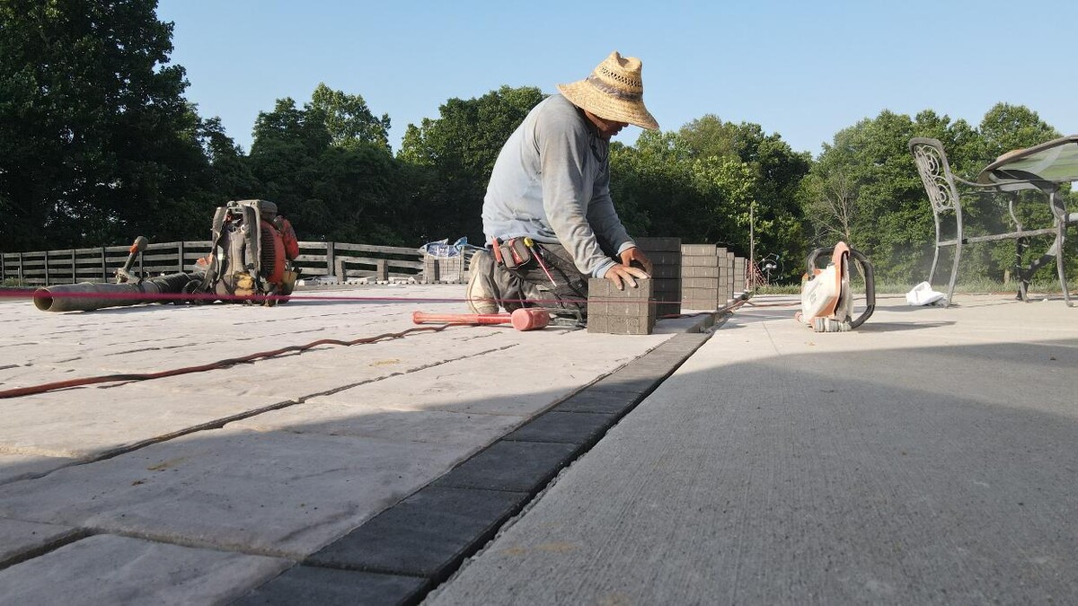 Images Lamb's Lawn Service & Landscaping LLC