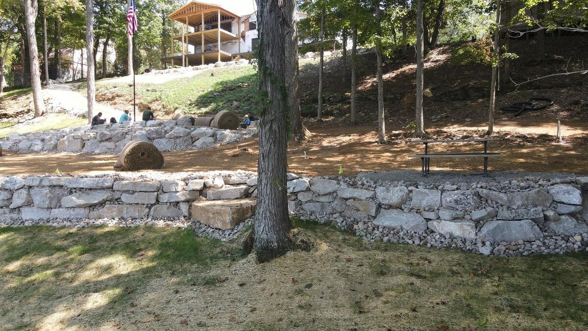 Images Lamb's Lawn Service & Landscaping LLC