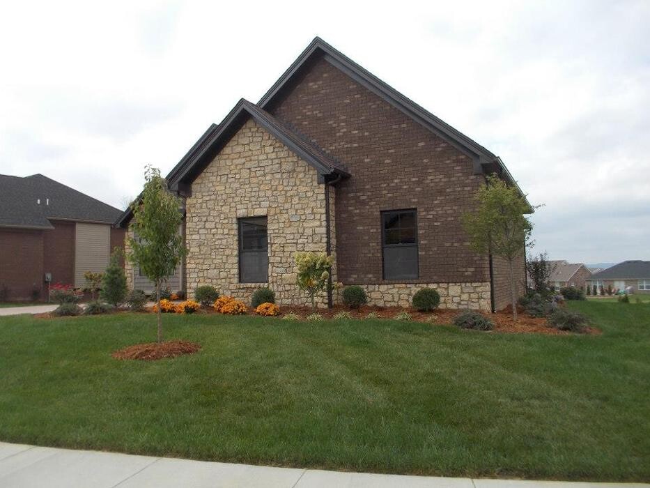 Images Lamb's Lawn Service & Landscaping LLC