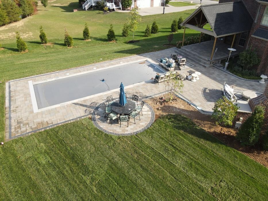 Images Lamb's Lawn Service & Landscaping LLC